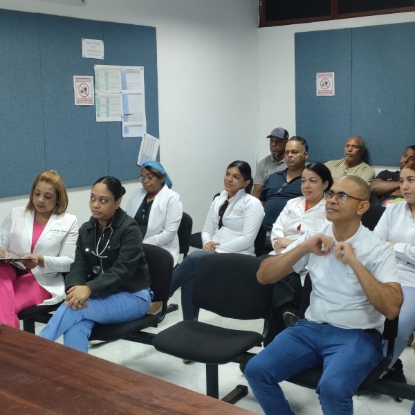 El Hospital Luis Morillo King realiza encuentro de fortalecimiento del Programa de Inmunizaci&oacute;n Institucional