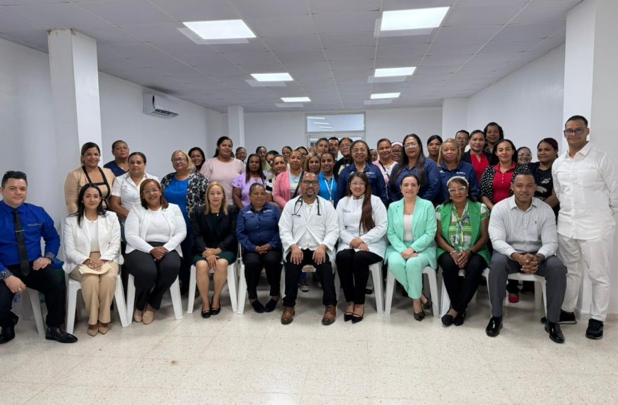 Hospital Dr. Luis Manuel Morillo King participa en apertura de Diplomado en Cuidados de Enfermer&iacute;a en la Unidad de Cuidados Intensivos