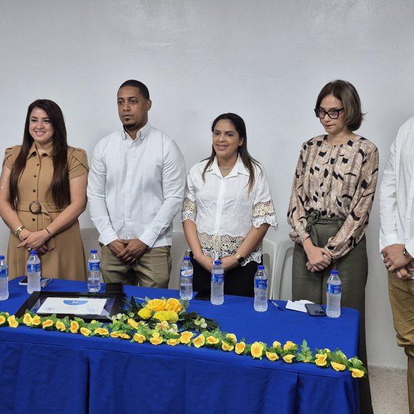 Hospital Luis Morillo King realiza acto de toma de posesi&oacute;n de su nuevo director y subdirector m&eacute;dico